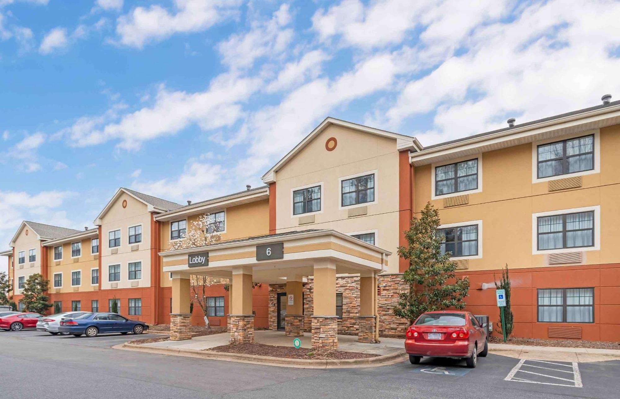 Extended Stay America Suites - Asheville - Tunnel Rd Exterior photo